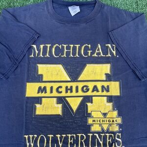 VTG TNT Michigan Wolverines T-Shirt Mens Large Faded Navy University Grunge Y2K